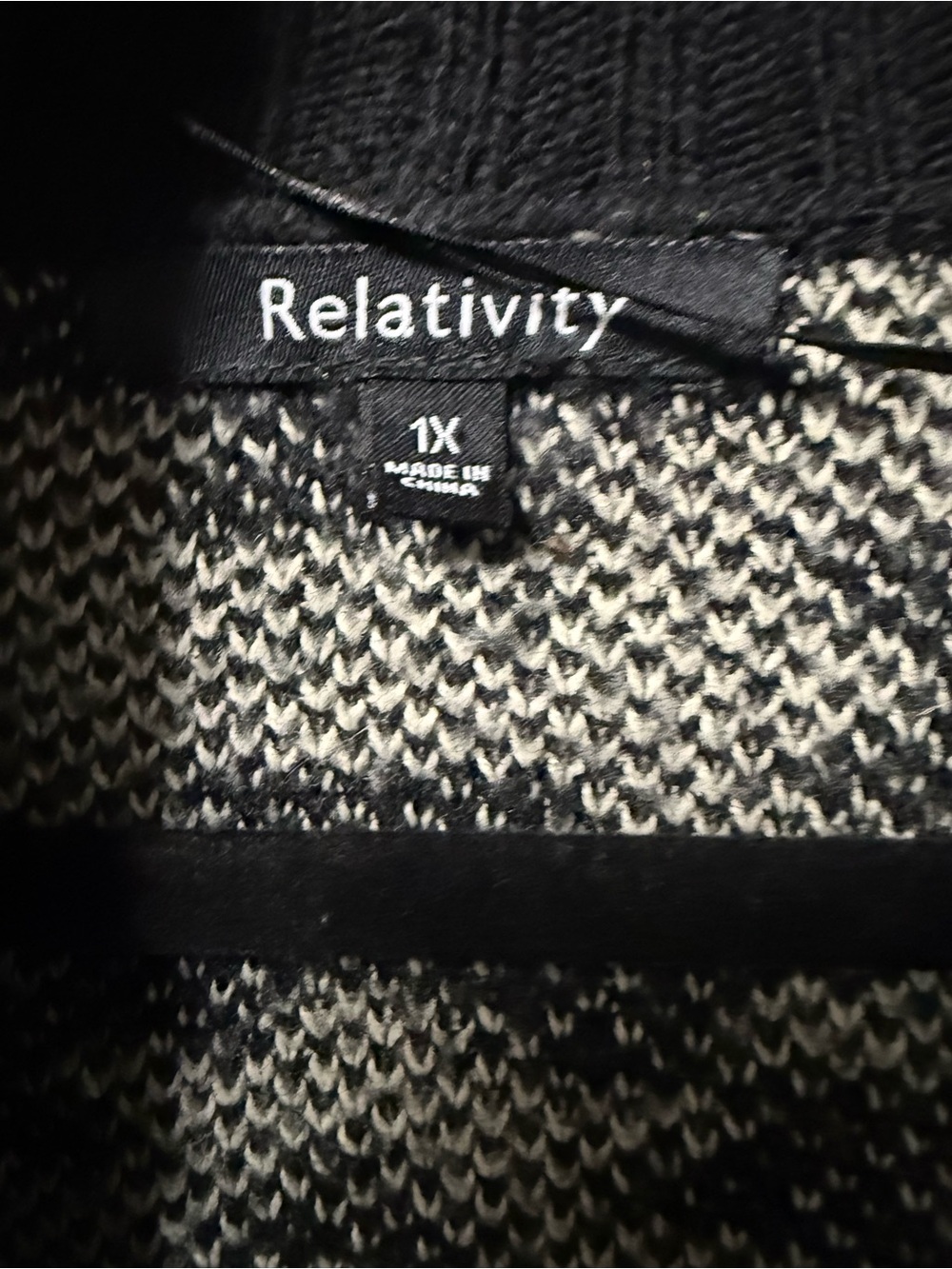 Relativity Black & White Aztec-Pattern Open Cardigan - Picture 2 of 2